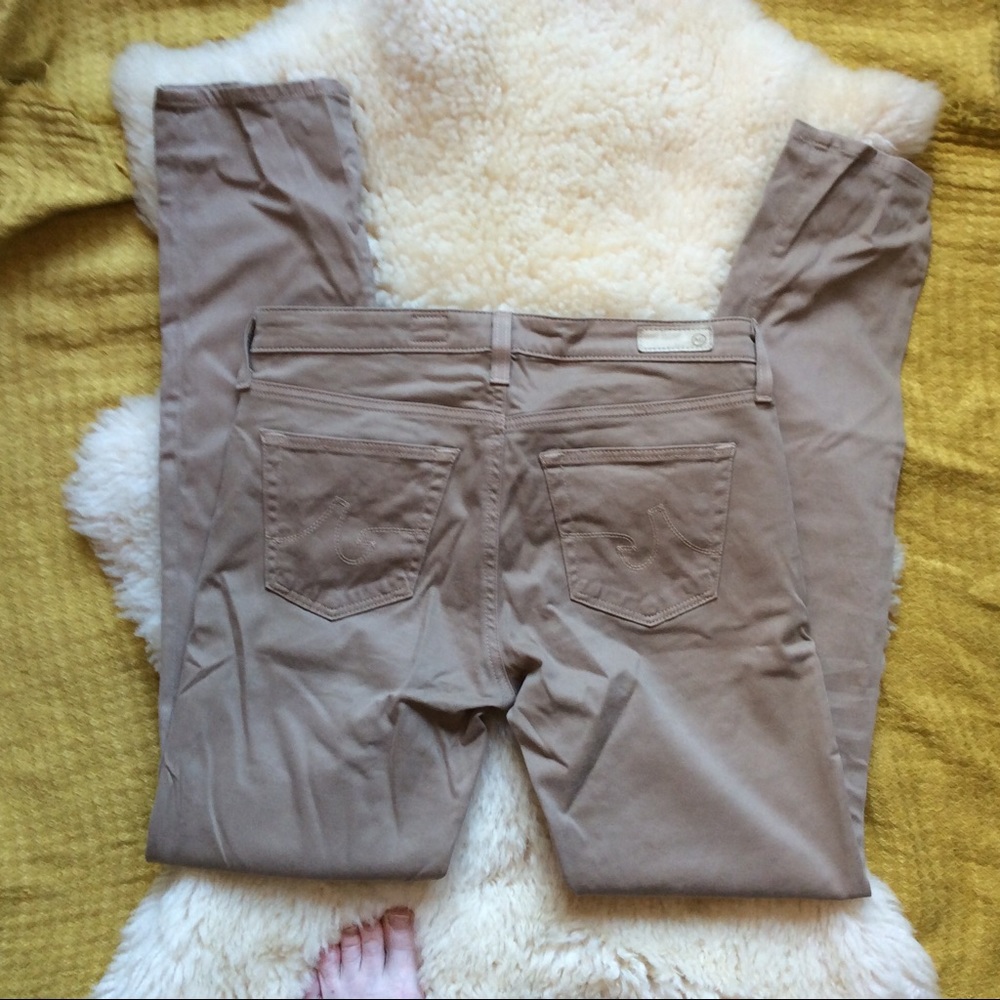 AG size 27 stilt cigarette leg khakis